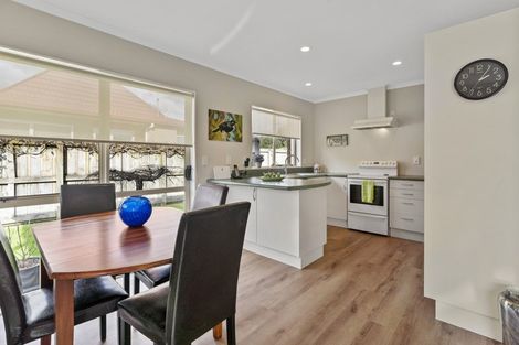 Photo of property in Rangeview Villas, 63/9 Fuller Close, Levin, 5510