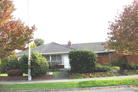 Photo of property in 35 Maidstone Road, Ilam, Christchurch, 8041