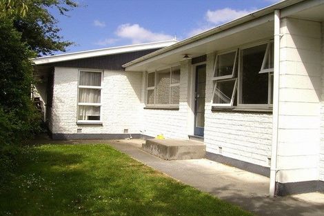Photo of property in 2/46b Division Street, Riccarton, Christchurch, 8041