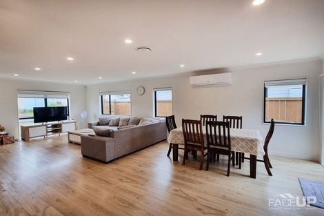 Photo of property in 7 Toropapa Close, Takanini, 2110