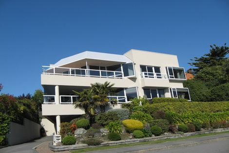 Photo of property in 2 Cracroft Terrace, Cashmere, Christchurch, 8022