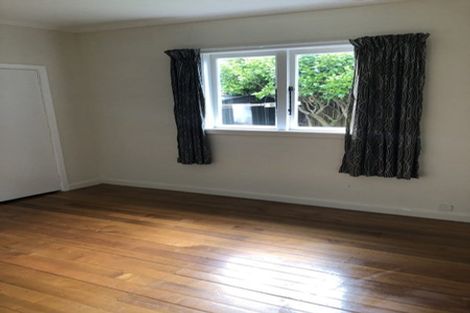 Photo of property in 82 Rosier Road, Glen Eden, Auckland, 0602