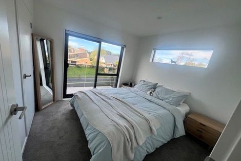 Photo of property in 1/40 Mark Edward Drive, Half Moon Bay, Auckland, 2012