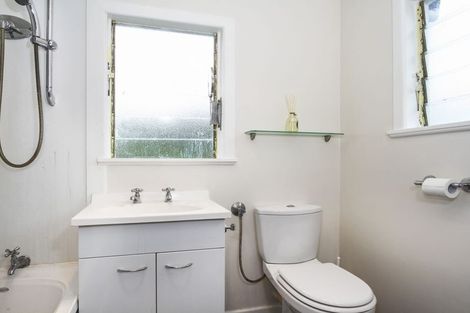 Photo of property in 59 Woodside Road, Massey, Auckland, 0614