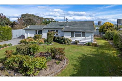 Photo of property in 14 Waimate Highway, Saint Andrews, 7988