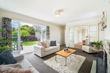 Photo of property in 1/14 Ozich Avenue, Te Atatu South, Auckland, 0610