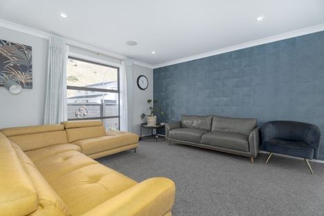 Photo of property in 14 Atherton Terrace, Churton Park, Wellington, 6037