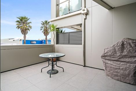 Photo of property in 2/281 Maunganui Road, Mount Maunganui, 3116