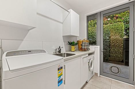 Photo of property in 154 Clyde Road, Burnside, Christchurch, 8053