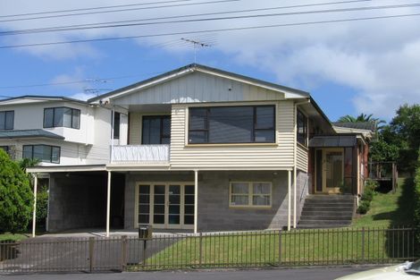 Photo of property in 46a Hinemoa Street, Birkenhead, Auckland, 0626