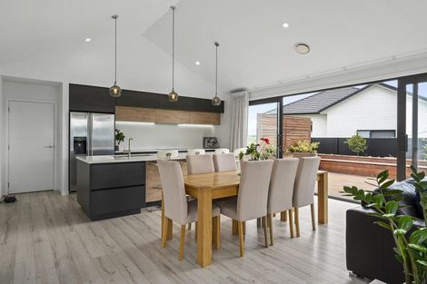 Photo of property in 20 Mike Smith Drive, Cambridge, 3434