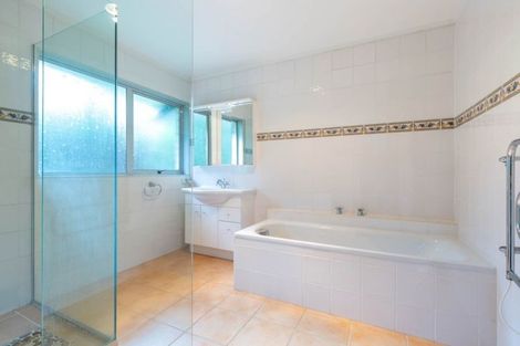 Photo of property in 631 Pinnacle Hill Road, Bombay, 2675