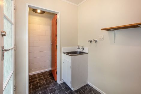 Photo of property in 4 Halyard Place, Whitby, Porirua, 5024