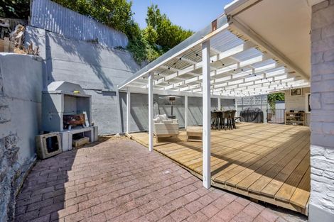 Photo of property in 10 Seymour Street, Waitara, 4320