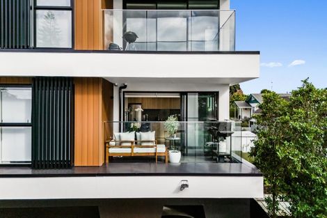 Photo of property in 64d Coronation Road, Mangere Bridge, Auckland, 2022