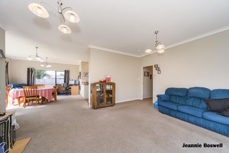 Photo of property in 71 Bryant Street, Takaro, Palmerston North, 4412