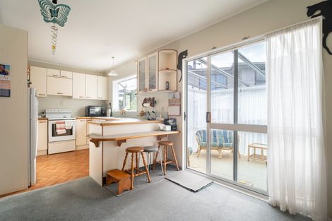 Photo of property in 3 Tralee Place, Johnsonville, Wellington, 6037