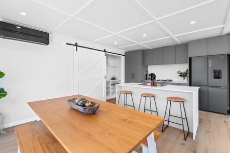 Photo of property in 189 Main Street, Greytown, 5712