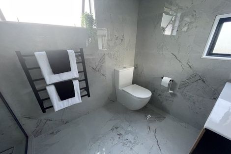 Photo of property in 4 Halyard Place, Te Atatu Peninsula, Auckland, 0610