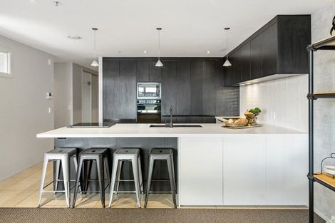 Photo of property in 11/72b Devonport Road, Tauranga, 3110