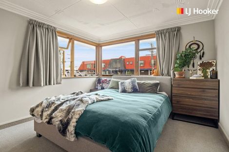 Photo of property in 73 Macandrew Road, South Dunedin, Dunedin, 9012