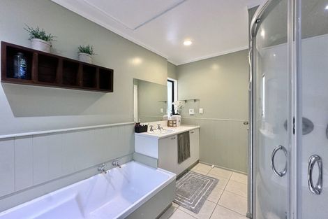 Photo of property in 29 Spyglass Lane, Whitby, Porirua, 5024