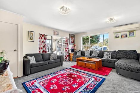 Photo of property in 4 Hanga Place, Papatoetoe, 2024