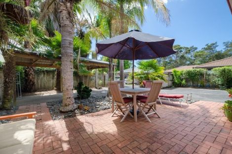 Photo of property in 45 Waimoko Glen, Swanson, Auckland, 0612