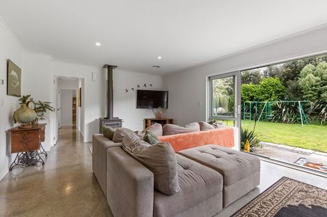 Photo of property in 14 Mahoetahi Road, Sentry Hill, Waitara, 4382