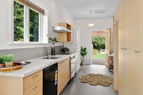 Photo of property in 350 Riverlaw Terrace, Saint Martins, Christchurch, 8022