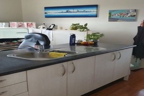 Photo of property in 83 Daffodil Street, Titirangi, Auckland, 0604