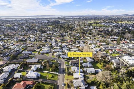 Photo of property in 11 Palmer Avenue, Glen Eden, Auckland, 0602