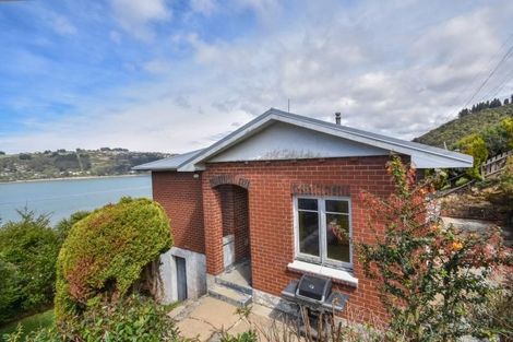 Photo of property in 20 Ocean View Road, Ravensbourne, Dunedin, 9022