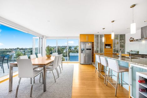 Photo of property in 127 Beach Road, Castor Bay, Auckland, 0620