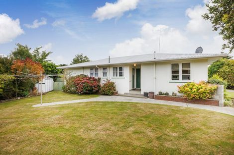 Photo of property in 4 Duna Place, Takaro, Palmerston North, 4412