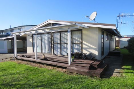 Photo of property in 2/412 Gloucester Street, Taradale, Napier, 4112