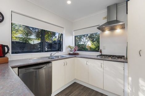 Photo of property in 19 Katerini Grove, Papamoa Beach, Papamoa, 3118