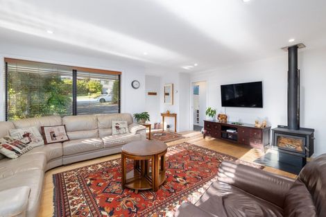 Photo of property in 4 James Drive, Diamond Harbour,  8971