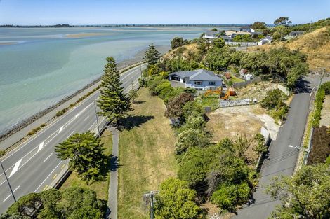 Photo of property in 1 The Brae, Mount Pleasant, Christchurch, 8081