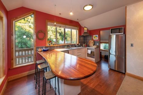 Photo of property in 8 Drake Place, Lake Hawea, Wanaka, 9382