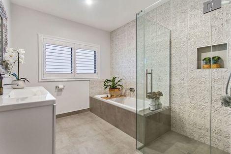 Photo of property in 29 Walter Lawry Road, Paerata, Pukekohe, 2124