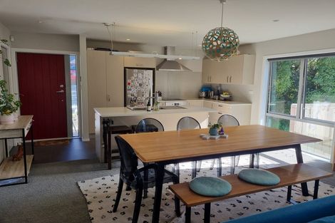 Photo of property in 61u1 Black Rock Road, Newlands, Wellington, 6037