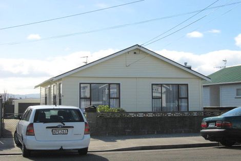Photo of property in 91 Endeavour Street, Lyall Bay, Wellington, 6022