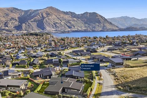 Photo of property in 35 Kirimoko Crescent, Wanaka, 9305