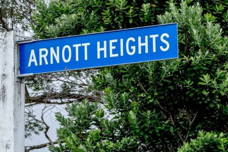 Photo of property in 37 Arnott Heights, Greymouth, 7805