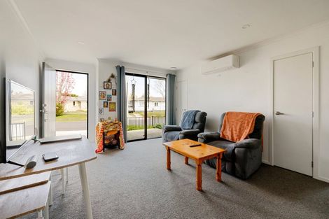Photo of property in 2u2 Masefield Drive, Enderley, Hamilton, 3214