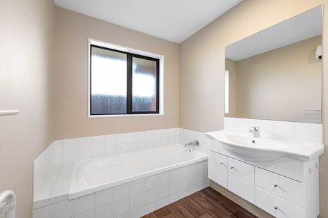 Photo of property in 45 Shortland Street, Wainoni, Christchurch, 8061