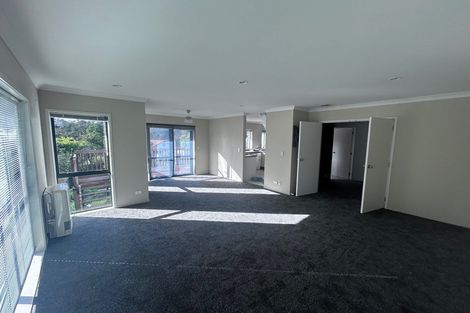 Photo of property in 26 Twin Court, Albany, Auckland, 0632