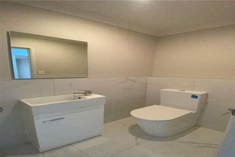 Photo of property in 18 Corrofin Drive, East Tamaki, Auckland, 2013
