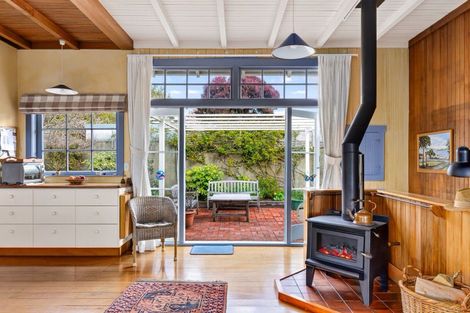 Photo of property in 124 Nile Street, Nelson, 7010